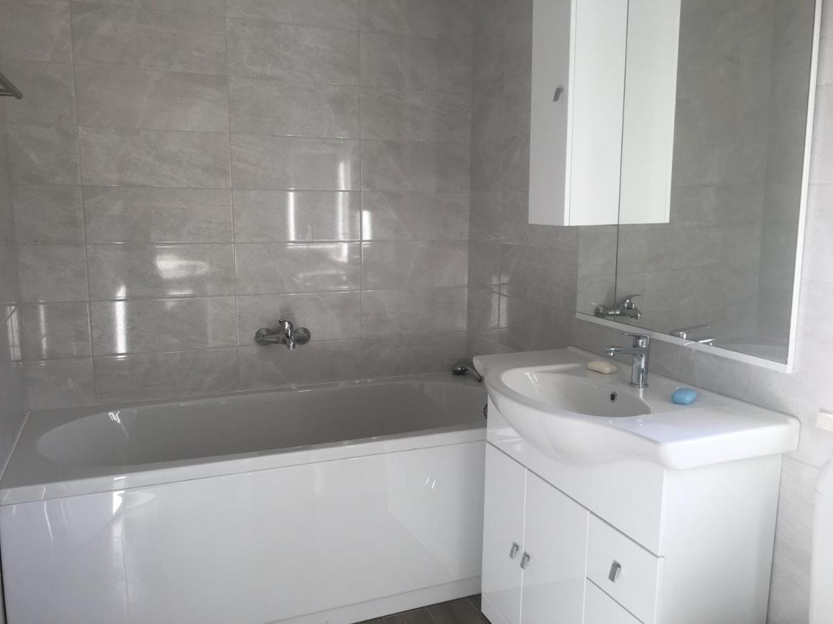 Apartments Lumbarda Bagian luar foto