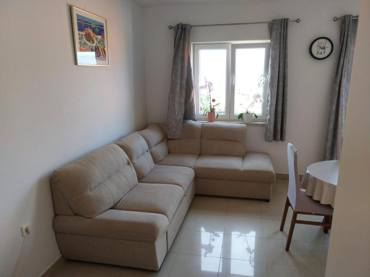 Apartments Lumbarda Bagian luar foto