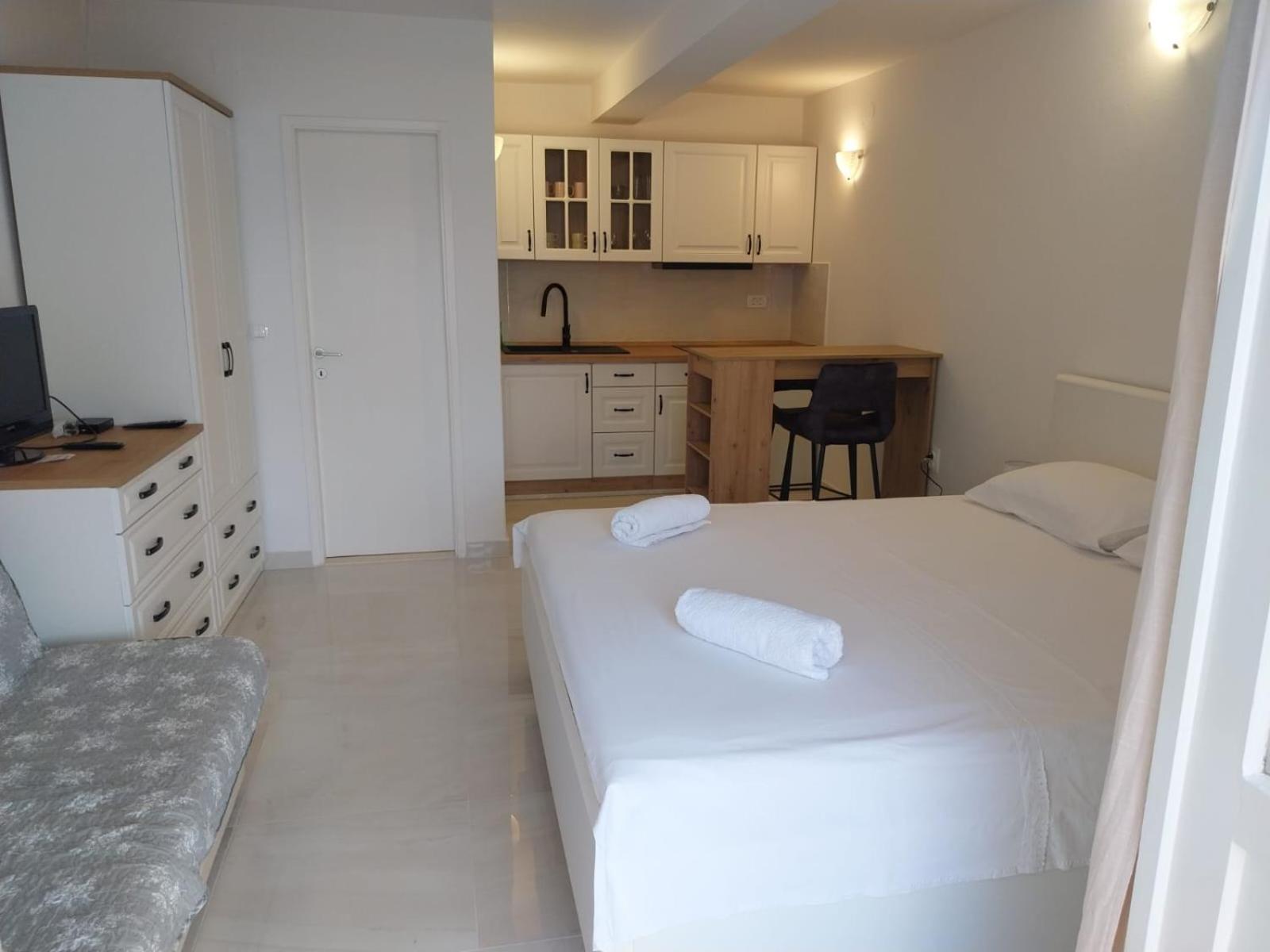 Apartments Lumbarda Bagian luar foto